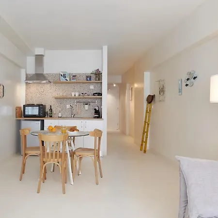 Aparthotel Tostay-unique In Center! 3*
